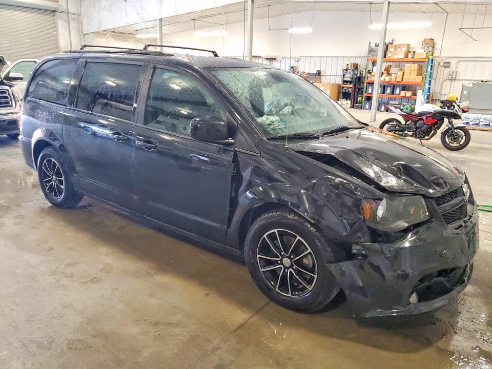 2019 DODGE GRAND CARAVAN GT 4