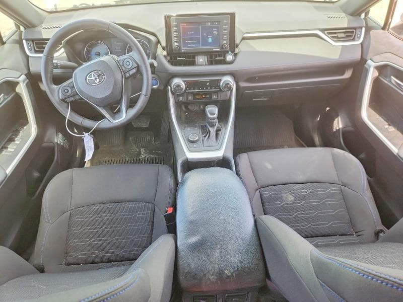 2022 TOYOTA RAV4 SE 8