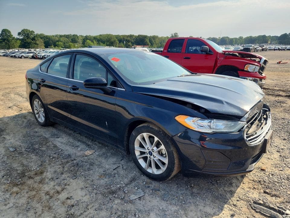 2020 FORD FUSION SE 4