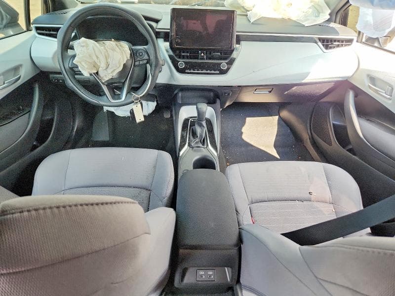 2026 TOYOTA COROLLA SE 8