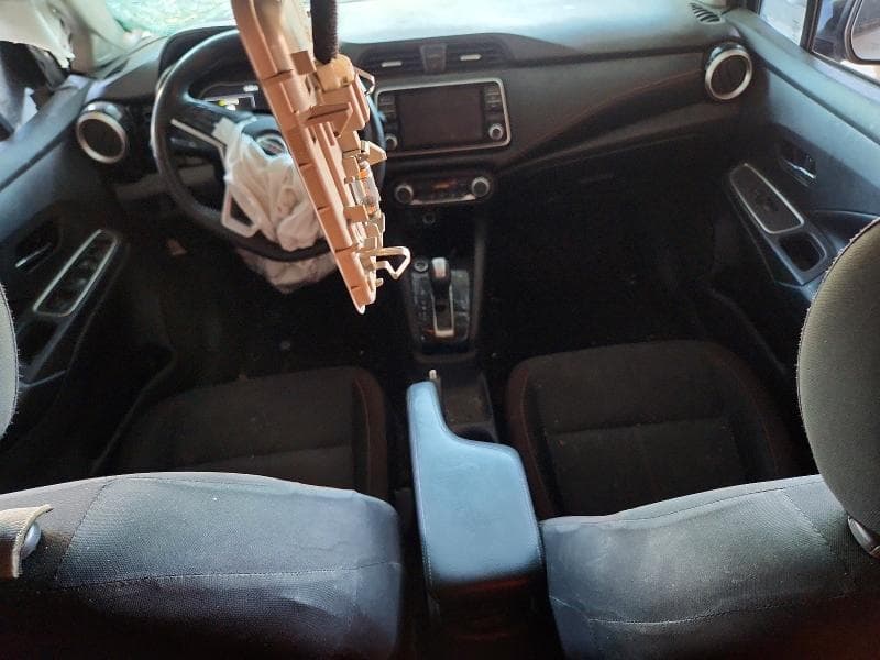 2022 NISSAN VERSA SR 8