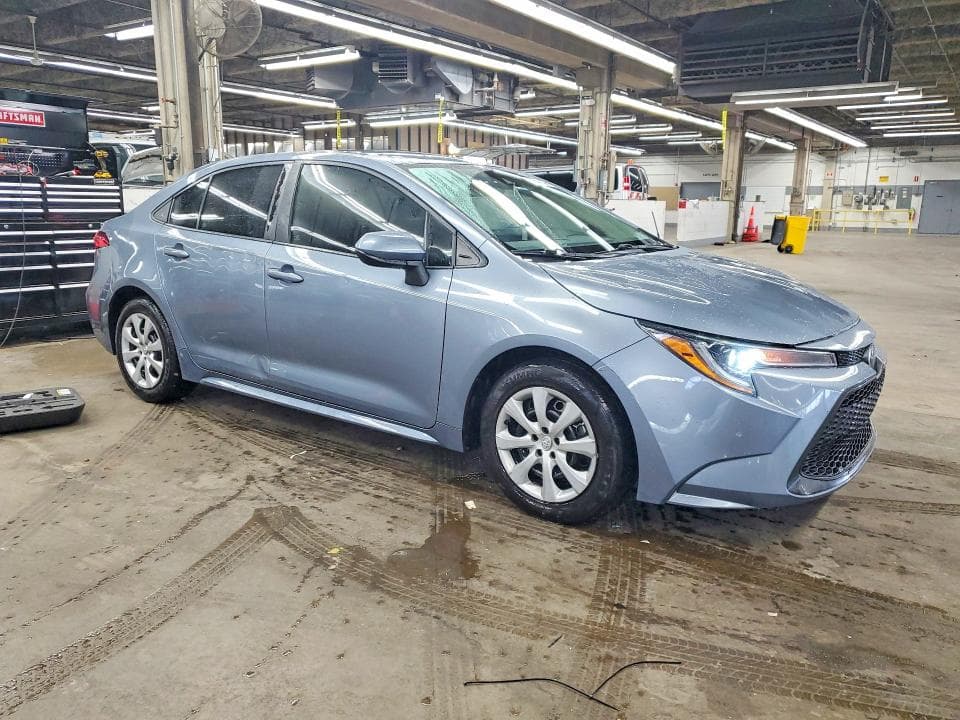 2022 TOYOTA COROLLA LE 4