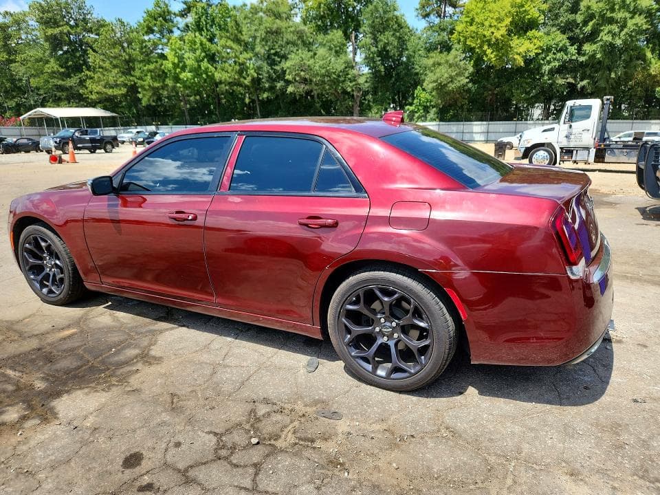 2019 CHRYSLER 300 TOURING 2