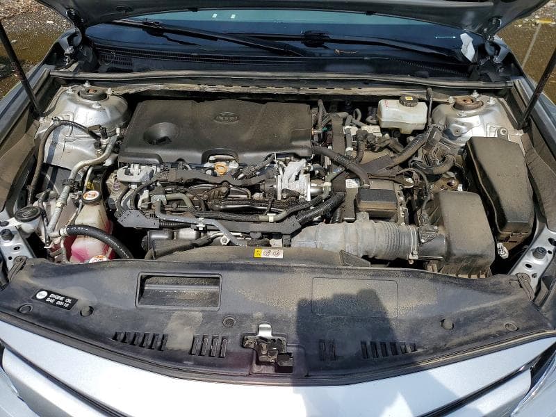 2020 TOYOTA CAMRY LE 11