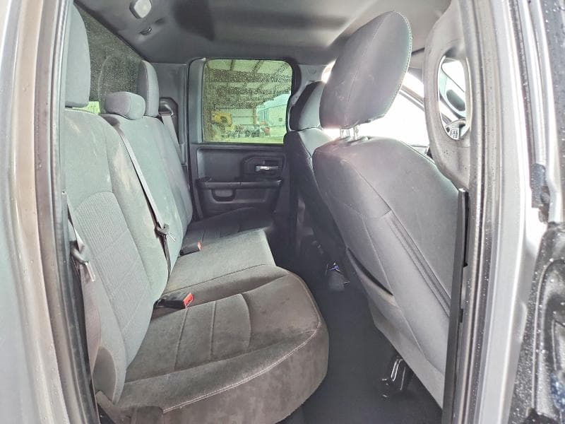 2022 RAM 1500 CLASSIC SLT 10
