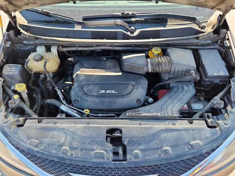 2017 CHRYSLER PACIFICA TOURING L 12