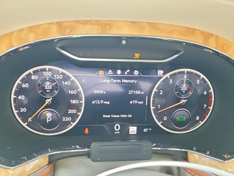 2022 BENTLEY FLYING SPUR 9