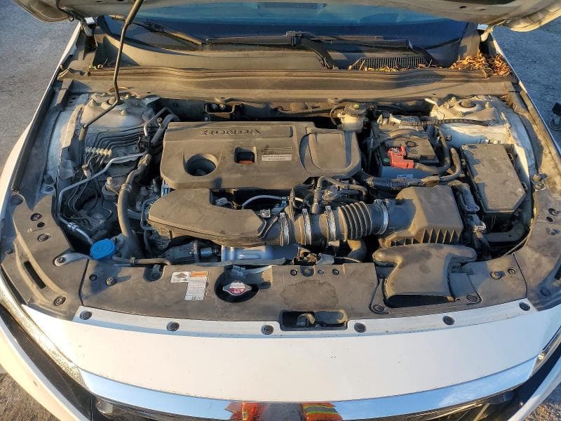 2018 HONDA ACCORD TOURING 11