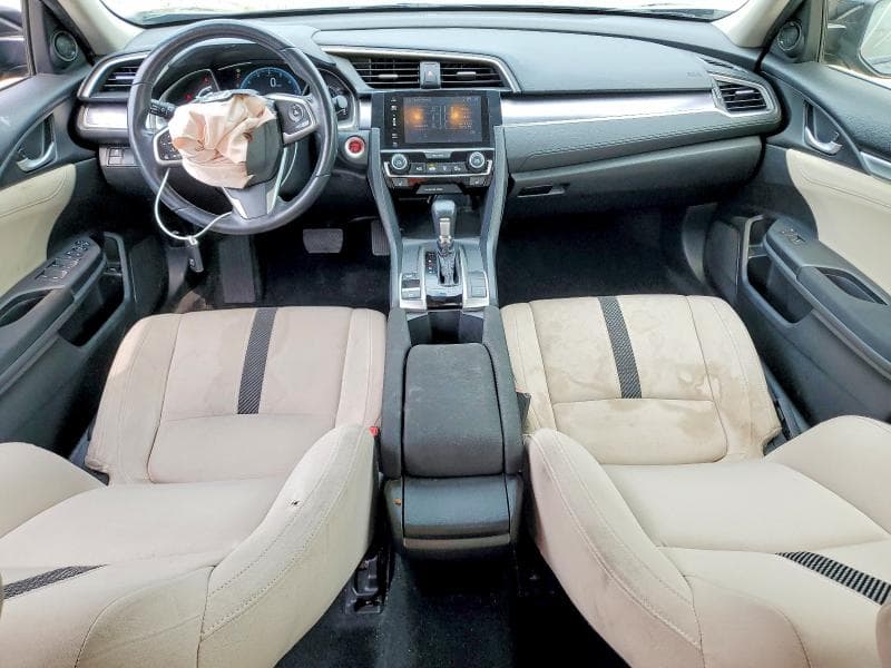 2018 HONDA CIVIC EX 8