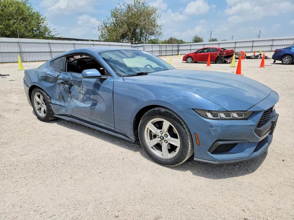 2024 FORD MUSTANG 4