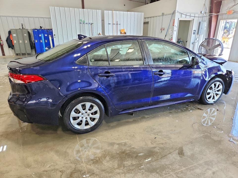 2021 TOYOTA COROLLA LE 3