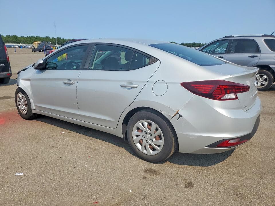 2019 HYUNDAI ELANTRA SE 2