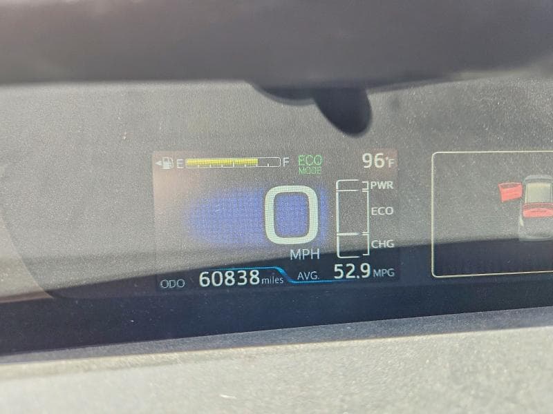 2019 TOYOTA PRIUS LE 9