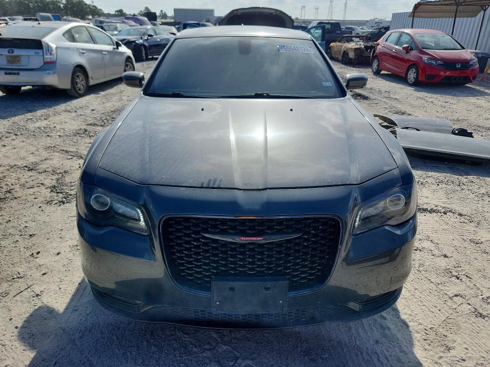 2022 CHRYSLER 300 S 5