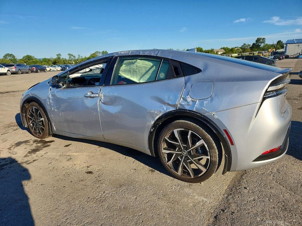2024 TOYOTA PRIUS PRIME XSE 2