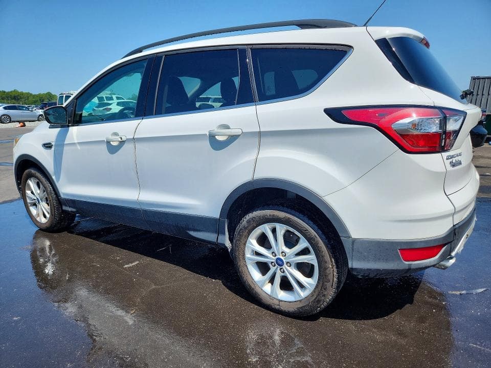 2018 FORD ESCAPE SE 2