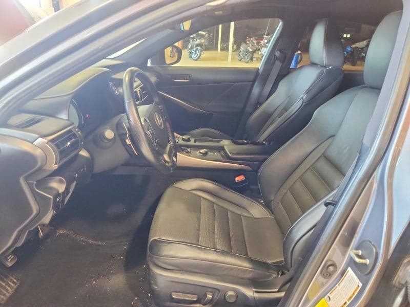2019 LEXUS IS 300 7