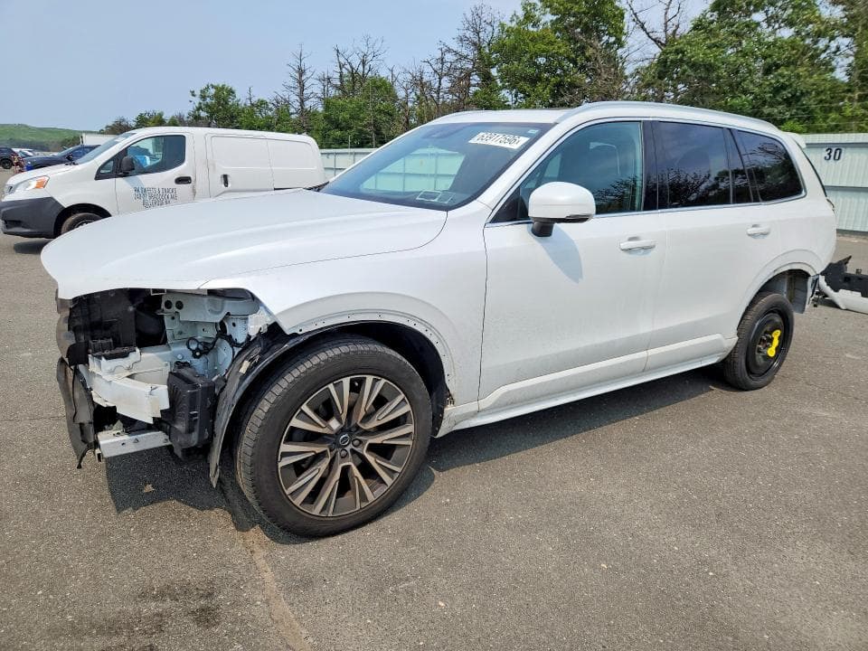 2021 VOLVO XC90 T6 MOMENTUM - 1