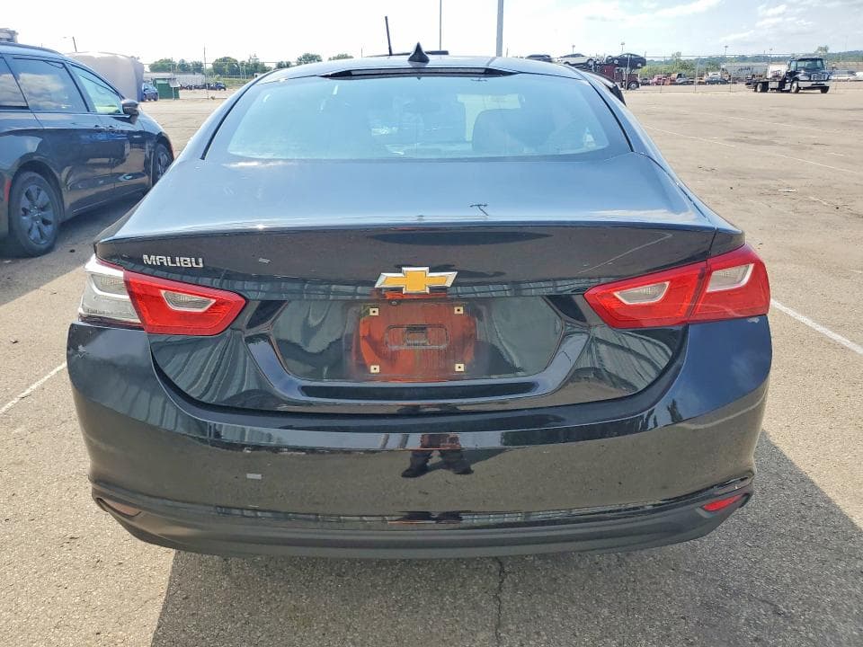 2018 CHEVROLET MALIBU LS 6
