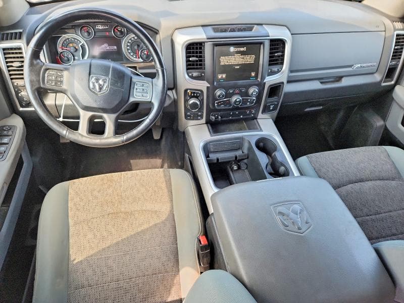 2017 RAM 1500 SLT 8