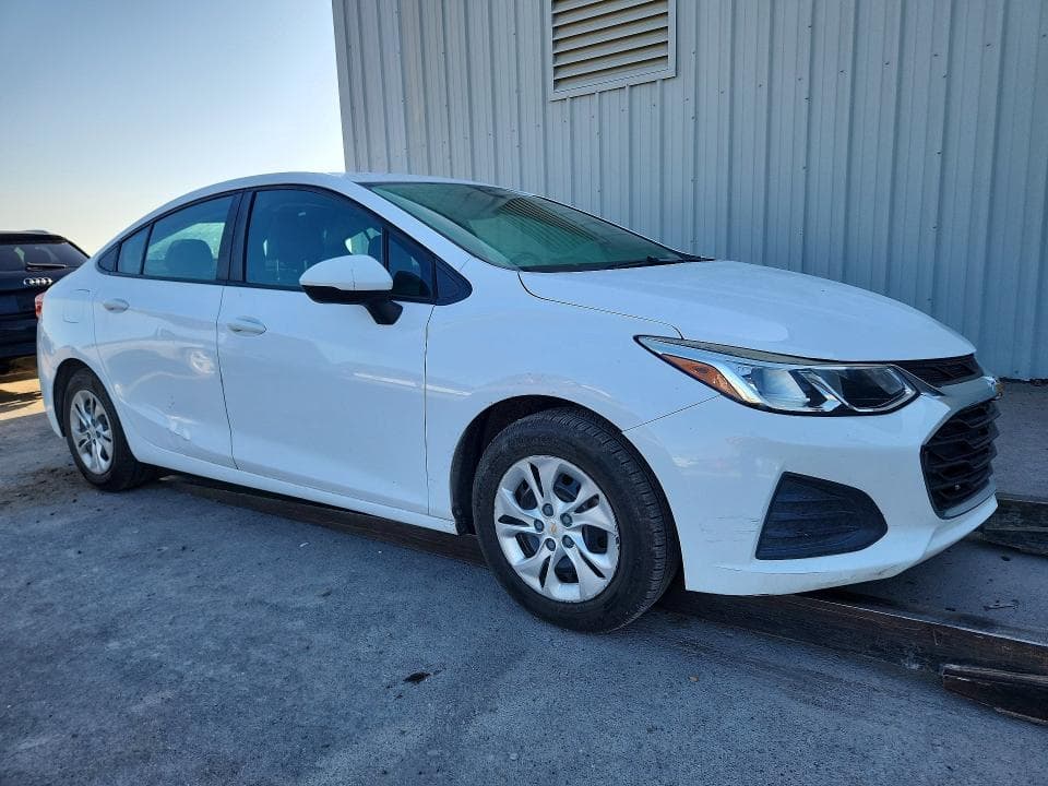 2019 CHEVROLET CRUZE 4