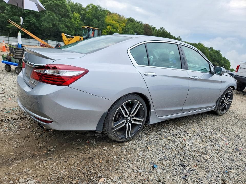 2017 HONDA ACCORD TOURING 3