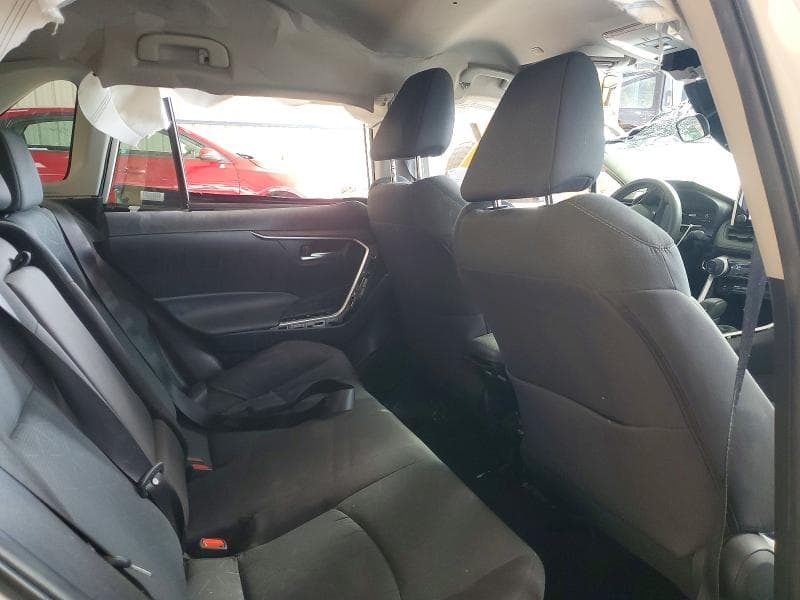 2025 TOYOTA RAV4 HYBRID XLE 11