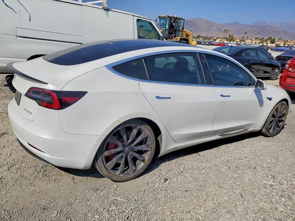 2020 TESLA MODEL 3 3