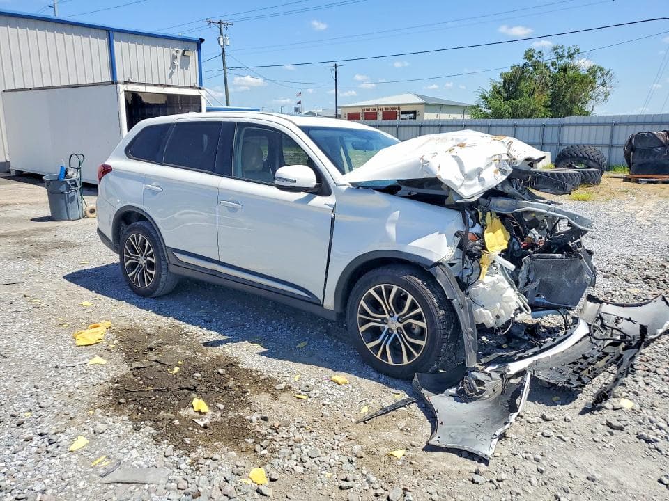 2017 MITSUBISHI OUTLANDER SE 4