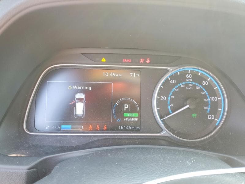 2022 NISSAN LEAF SV 9