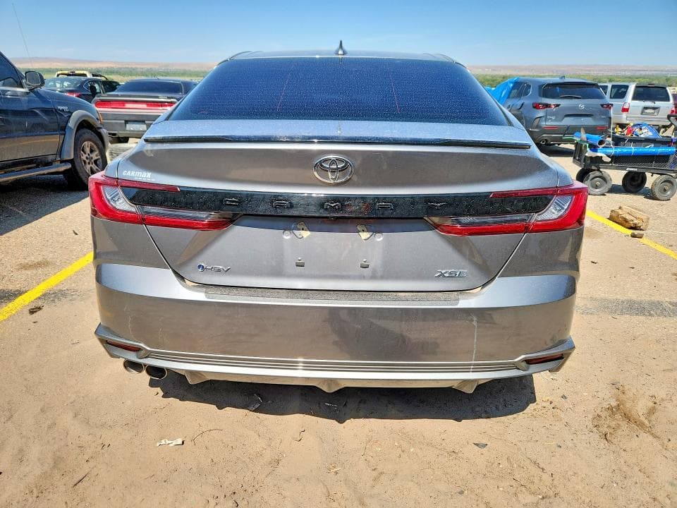 2025 TOYOTA CAMRY XSE 6