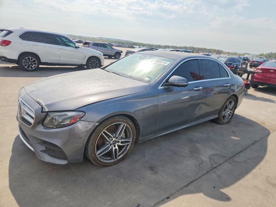 2018 MERCEDES-BENZ E 300 - 1