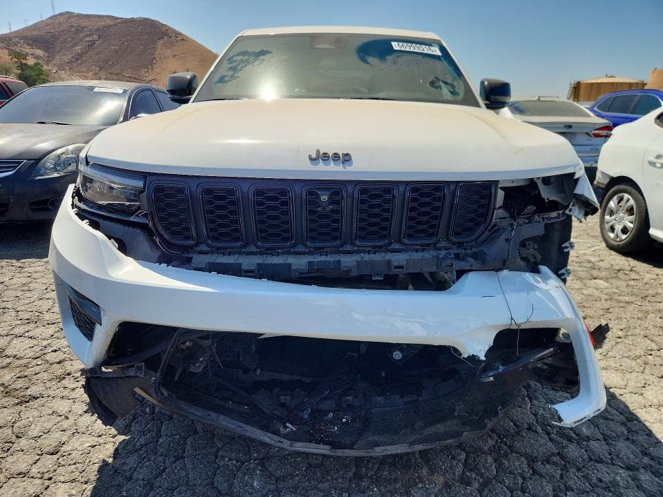 2023 JEEP GRAND CHEROKEE LIMITED 5