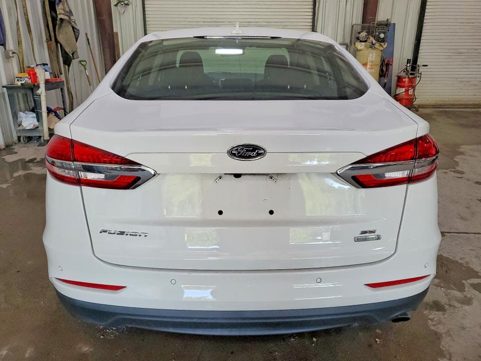 2020 FORD FUSION SE 6
