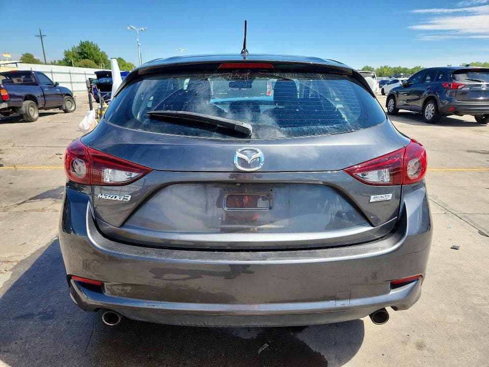 2017 MAZDA 3 TOURING 6