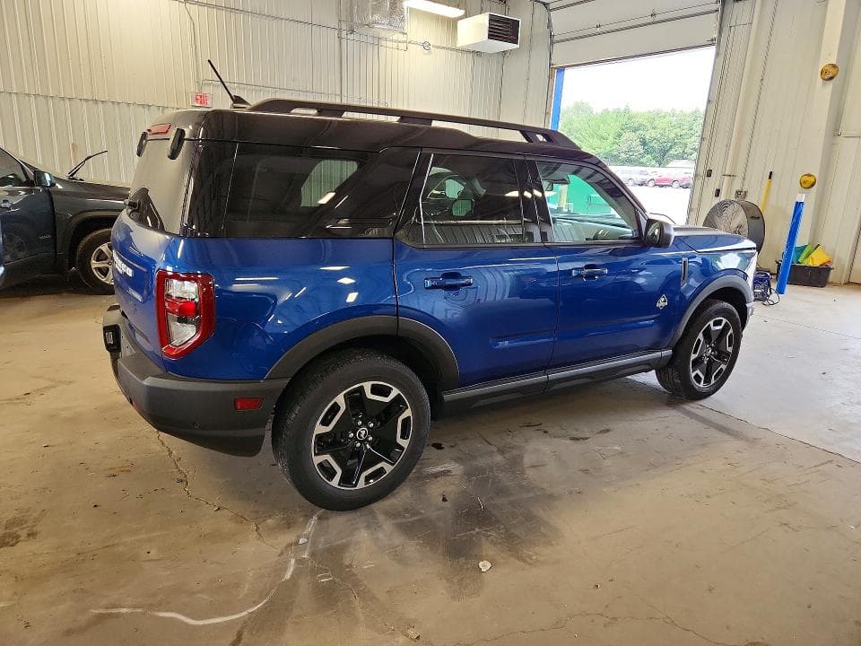 2023 FORD BRONCO SPORT OUTER BANKS 3