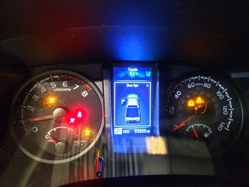 2020 TOYOTA TACOMA SR 9