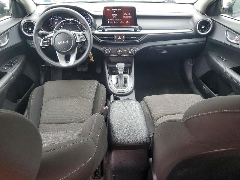 2023 KIA FORTE LXS 8