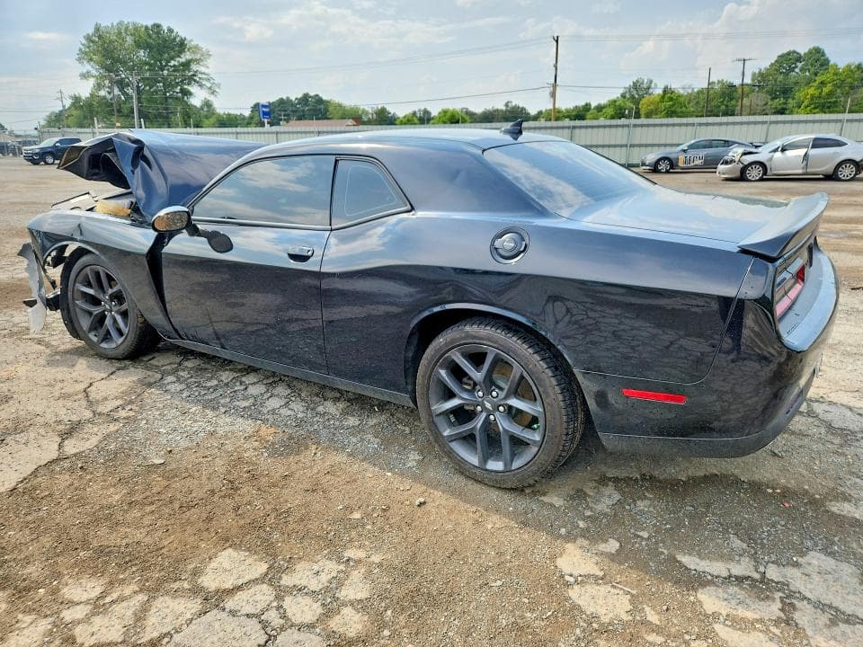 2023 DODGE CHALLENGER SXT 2