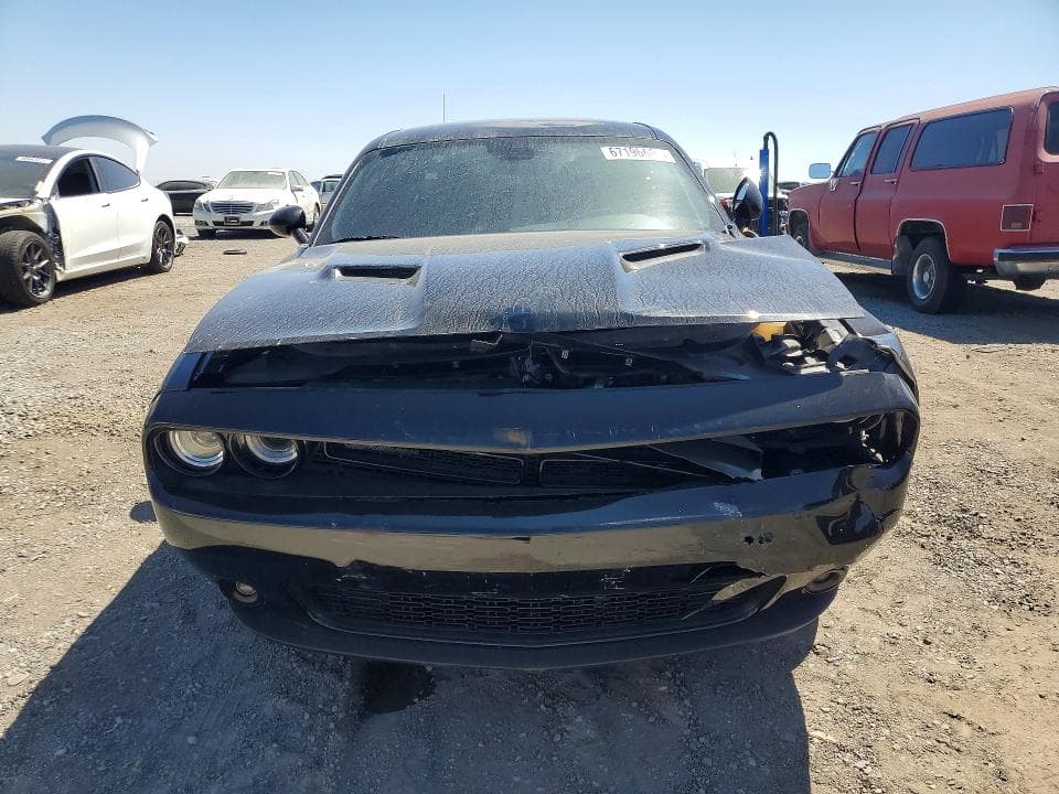 2023 DODGE CHALLENGER SXT 5