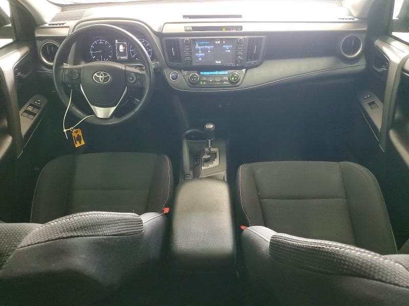 2018 TOYOTA RAV4 XLE 8