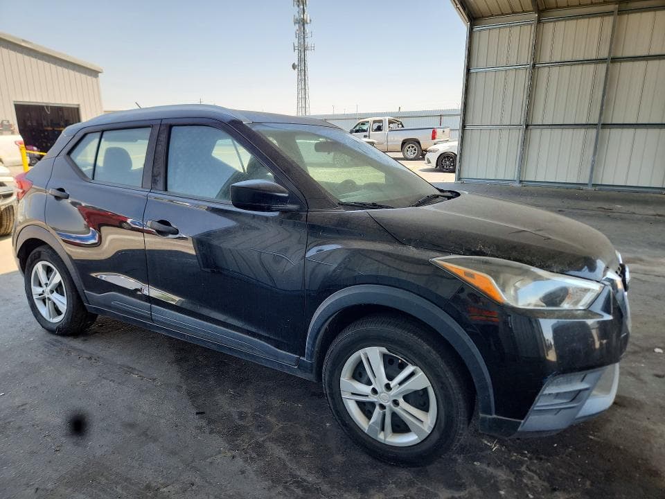 2019 NISSAN KICKS S 4