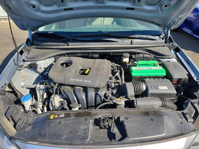 2017 HYUNDAI ELANTRA SE 11