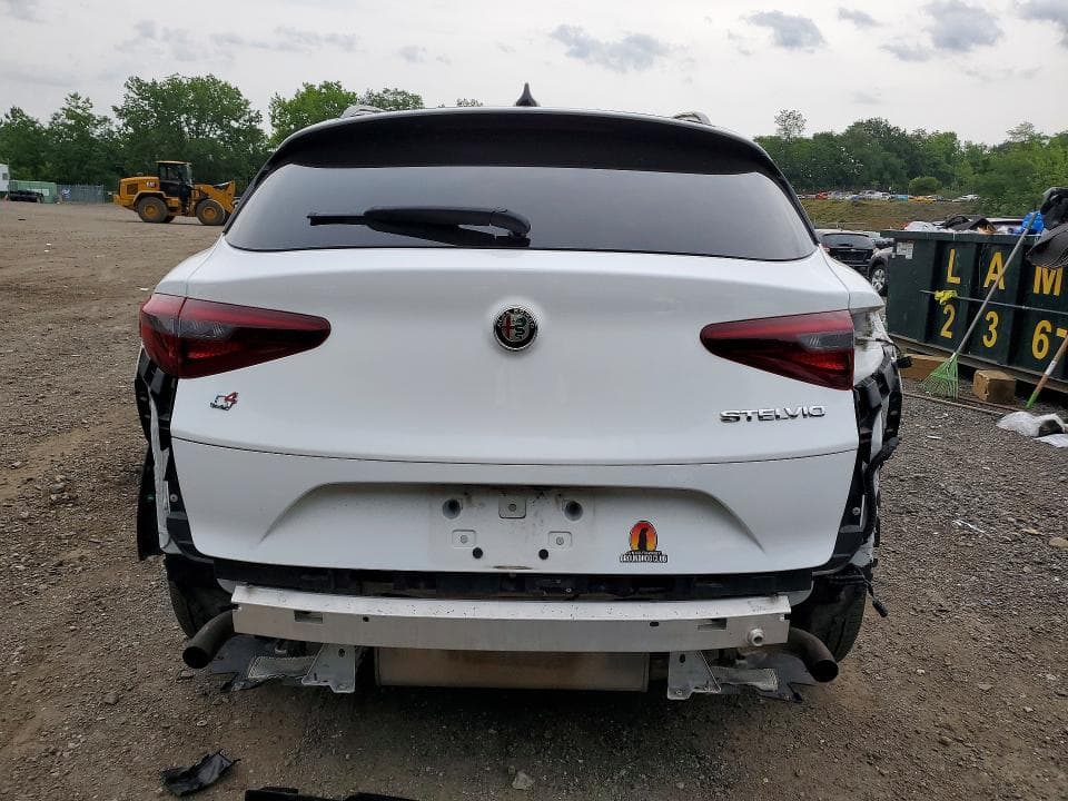 2023 ALFA ROMEO STELVIO SPRINT 6