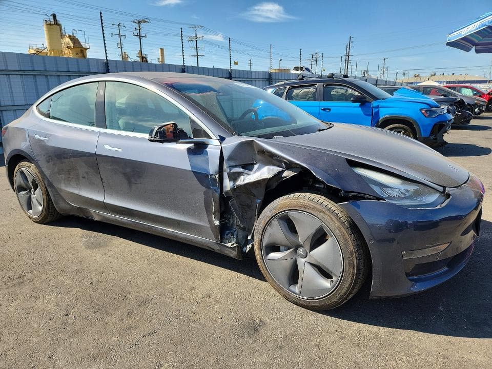 2020 TESLA MODEL 3 4