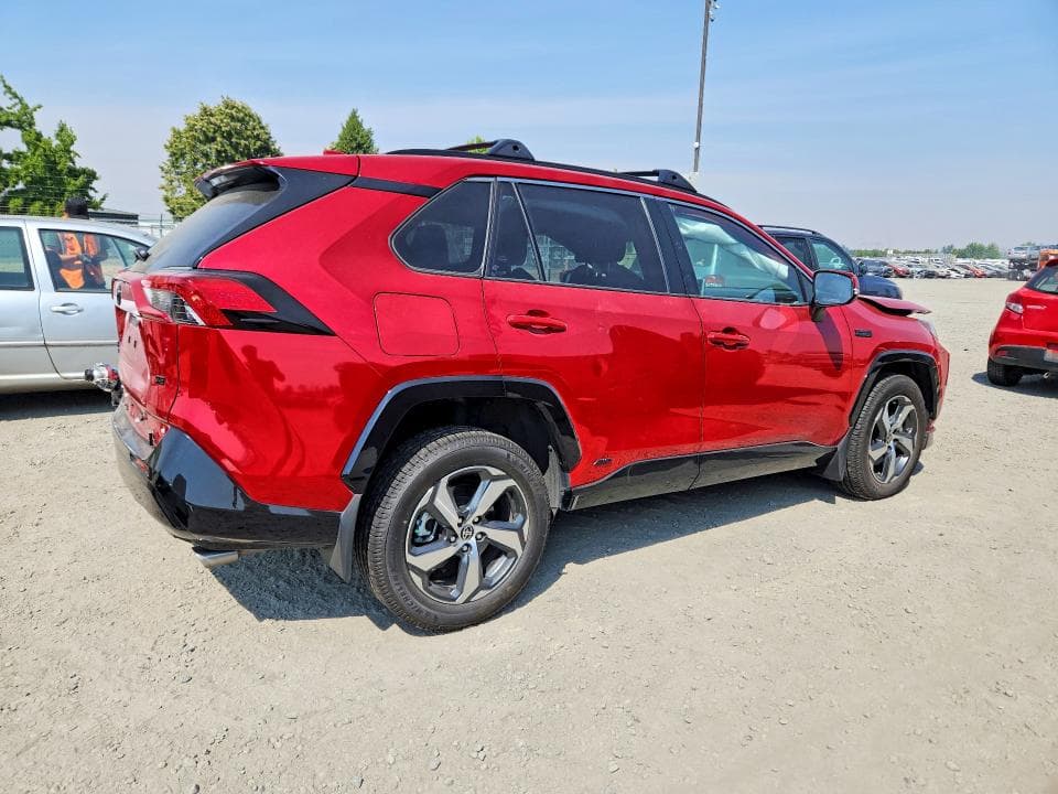 2023 TOYOTA RAV4 PRIME SE 3