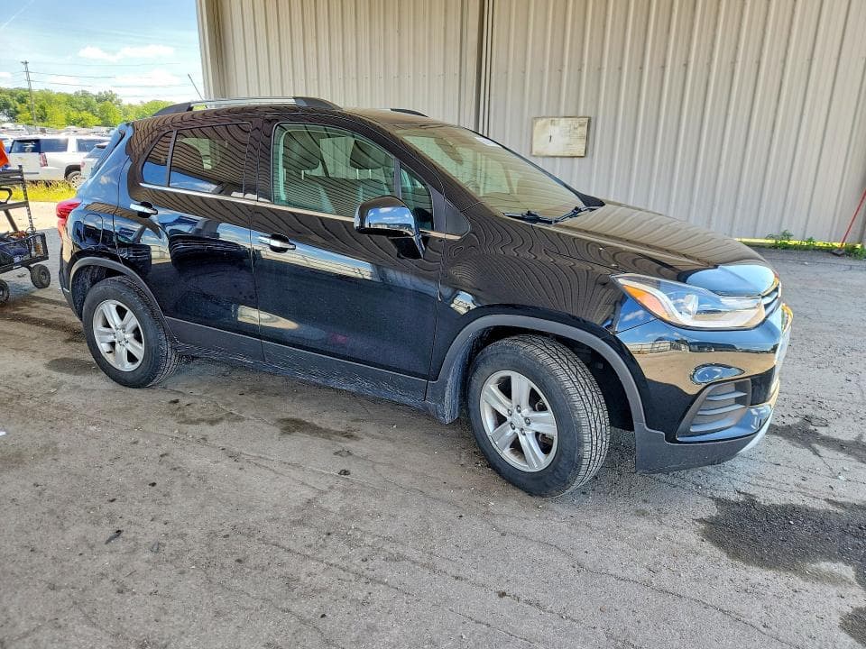 2018 CHEVROLET TRAX 1LT 4