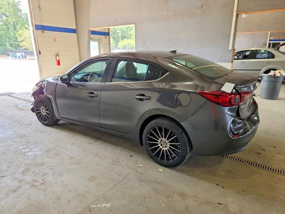 2018 MAZDA 3 TOURING 2