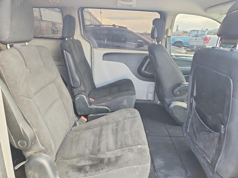 2017 DODGE GRAND CARAVAN SE 11