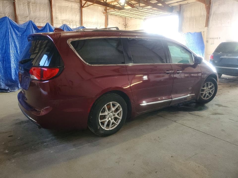 2020 CHRYSLER PACIFICA TOURING L 3